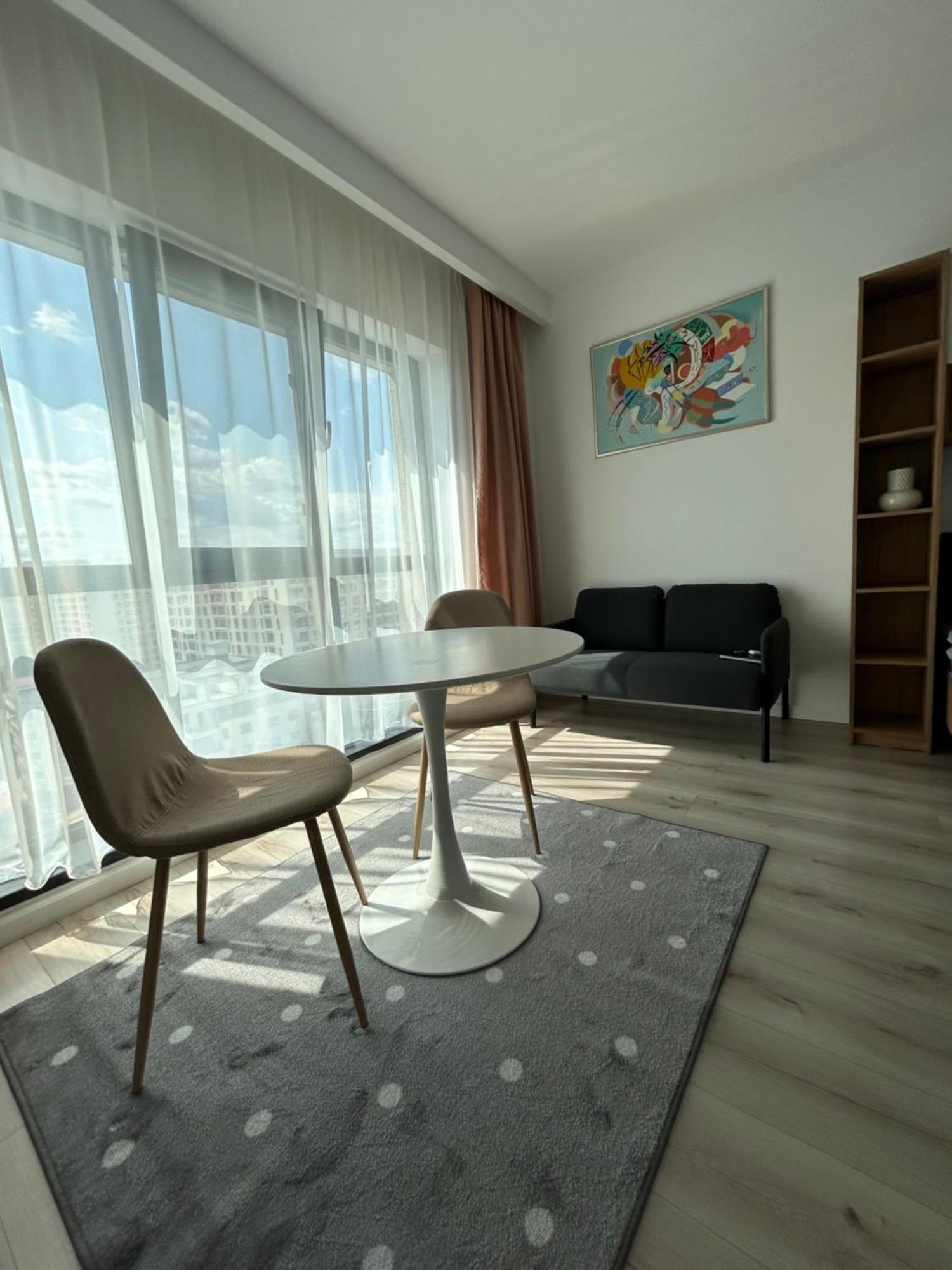 Elegant Studio With City Views - Prime Location - 02 Bukarest Exteriör bild