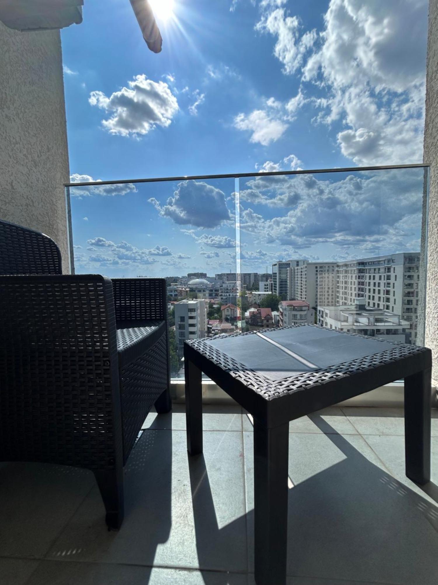 Elegant Studio With City Views - Prime Location - 02 Bukarest Exteriör bild